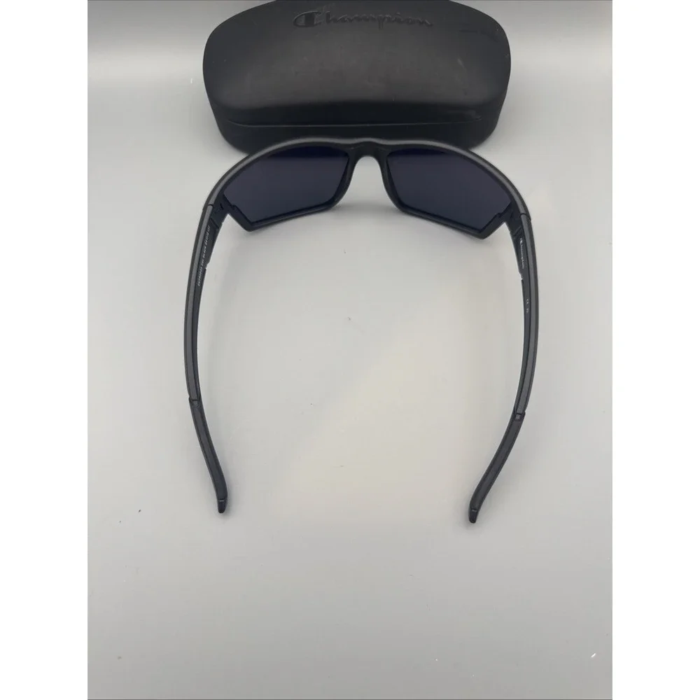 Champion CUTR2023 C01 Black HD Polarized 64-16-137mm Sunglasses & Hard Case MINT